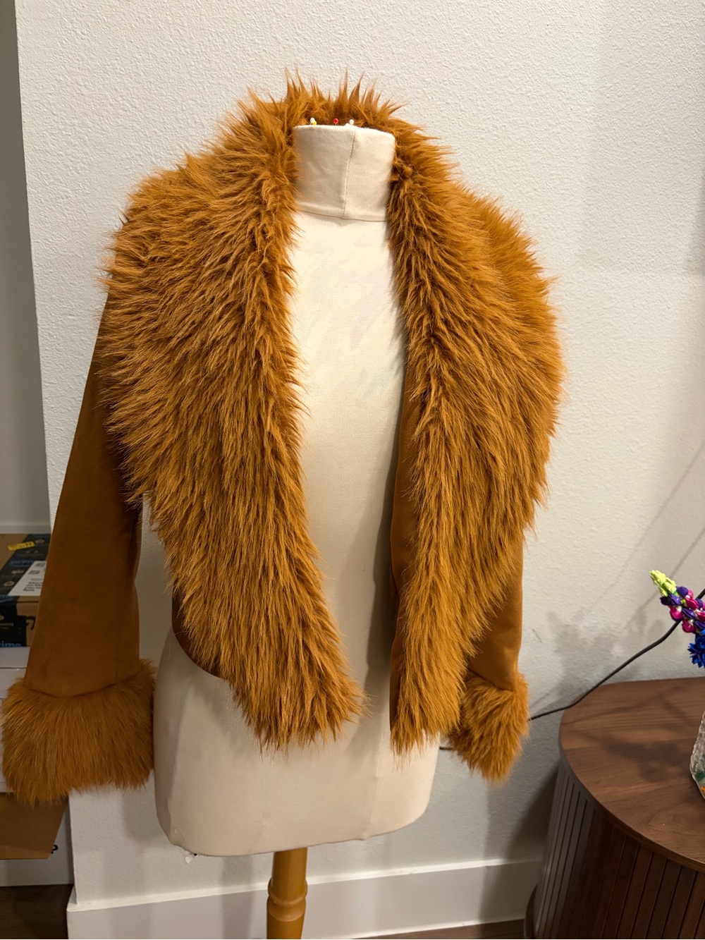 Cropped Teddy Jacket with Faux Fur Collar in Amber